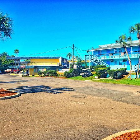 The Port Hotel And Marina Crystal River Bagian luar foto
