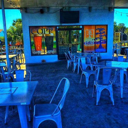 The Port Hotel And Marina Crystal River Bagian luar foto